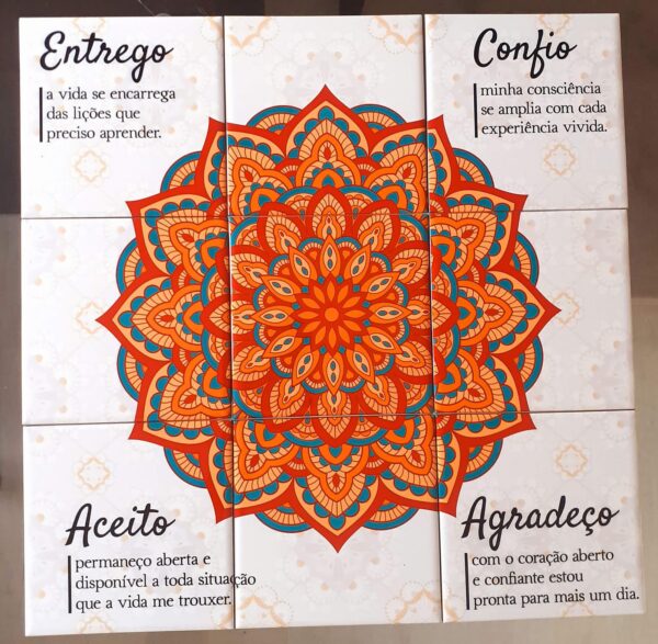 Mosaico de Azulejos - Mandala Vermelha - 9 Peças. - Image 4